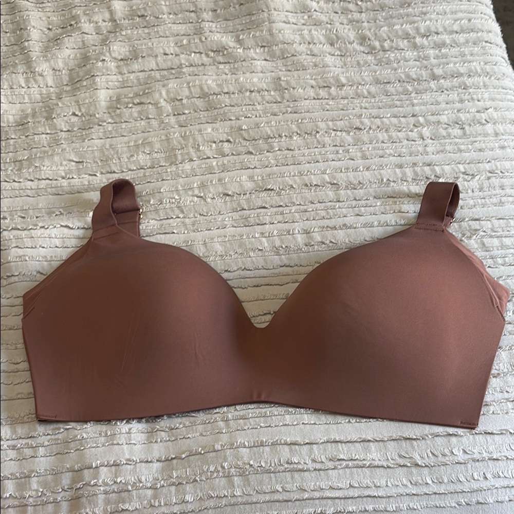 Seamless Brown Bra